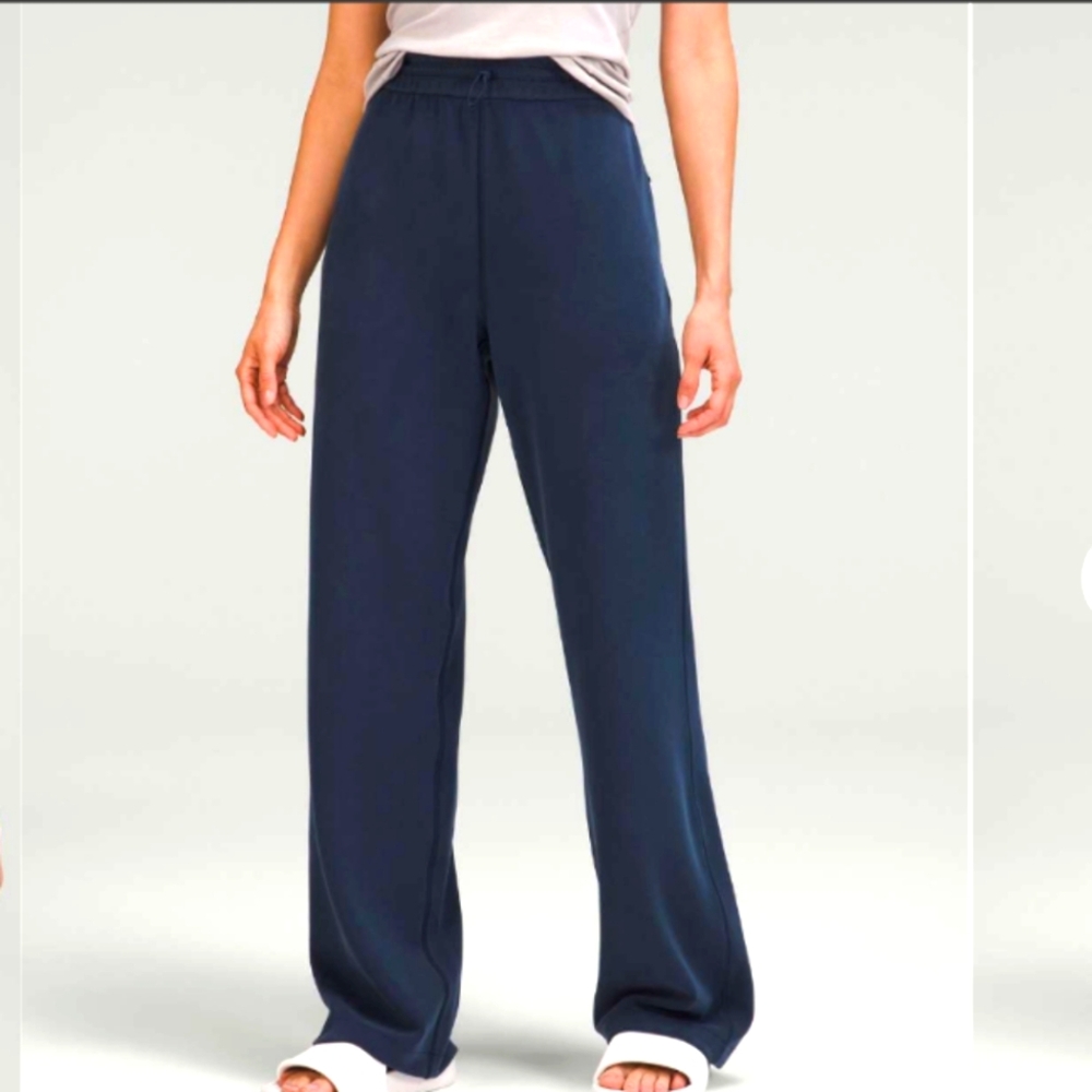 Lululemon Softstreme Sz 6 High-Rise Pant True Navy Blue W5EGTS